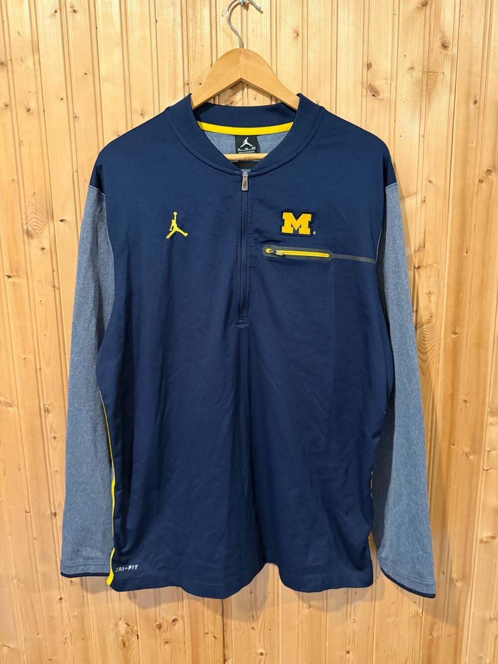 Jordan Brand Michigan Wolverines Dri-FIT 1/4 Zip Sideline Pullover
